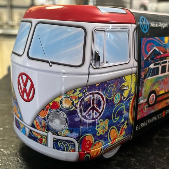 Volkswagen  550 piece puzzle by:eurographics
THE WORLD OF ART - Picture 8 of 9